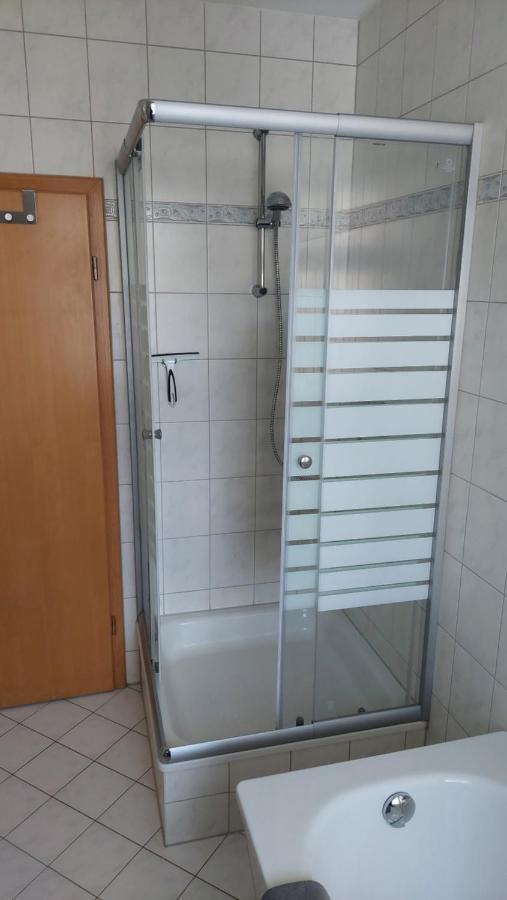 Neu! Ferienwohnung In 埃尔福特 外观 照片