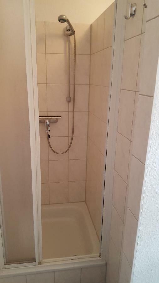 Neu! Ferienwohnung In 埃尔福特 外观 照片